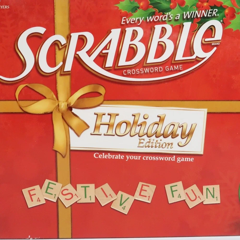 SCRABBLE Crossword Game Holiday Edition Christmas Fun Hasbro 2011 100% Complete
